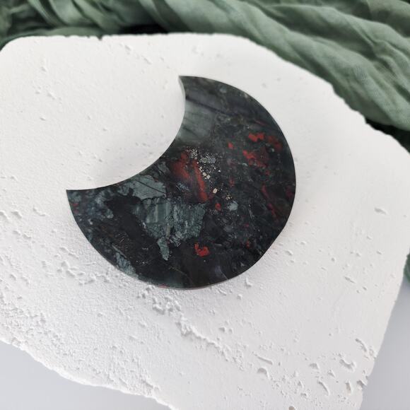 African Bloodstone Moon Crystal Carving - Picture 6 of 7